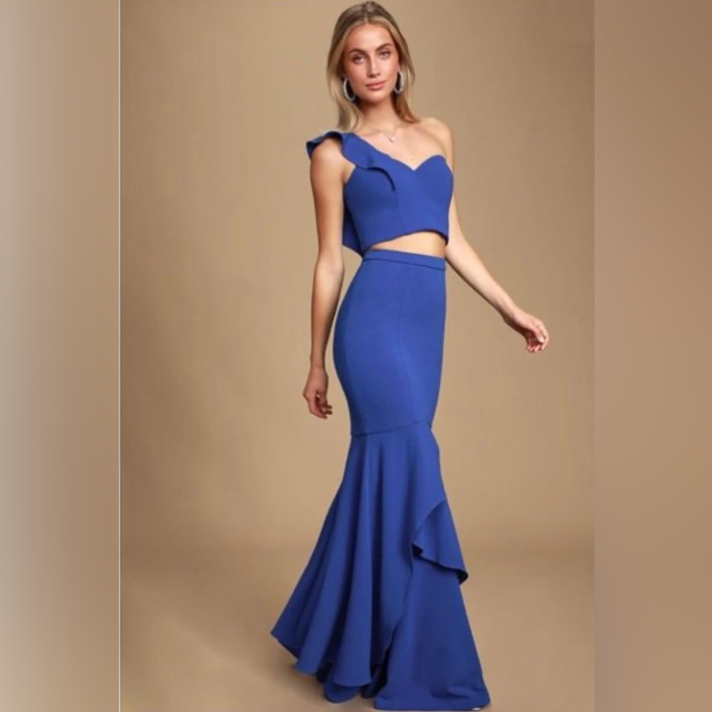 NWT! Stunning Bariano Australia blue gown